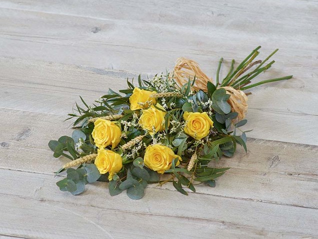 Simple Yellow Rose Sheaf image