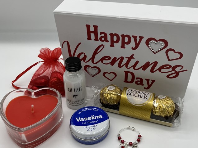 Small Valentines gift box filled image